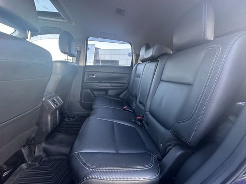 Used 2019 Mitsubishi Outlander GT image 14