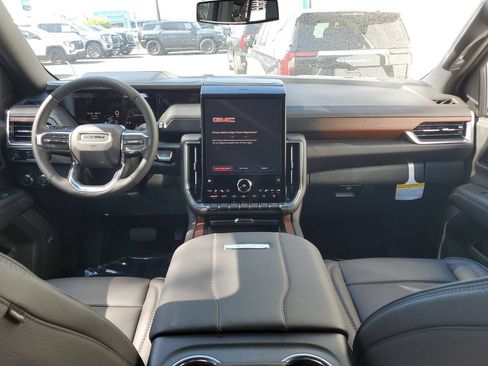 New 2026 GMC Yukon Denali RWD image 12