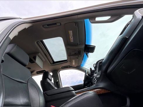 Used 2017 Chevrolet Tahoe Premier image 15