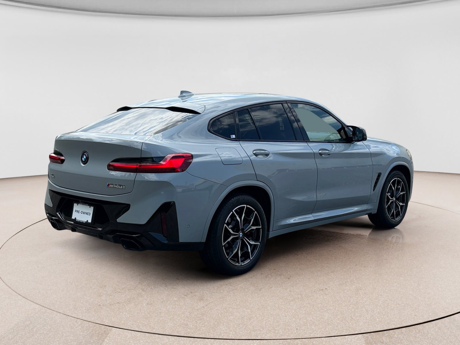 Used 2024 BMW X4 M40i w/ Premium Package AWD/4WD image 5