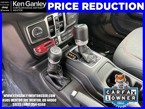 Certified 2025 Jeep Wrangler Unlimited Rubicon w/ Convenience Group AWD/4WD image 18