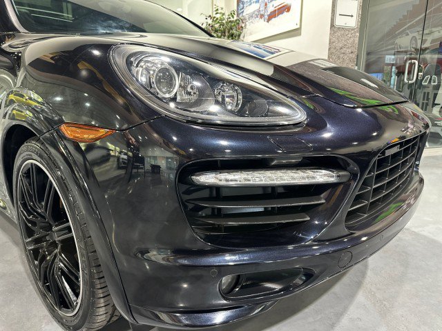 Used 2014 Porsche Cayenne GTS AWD/4WD image 22