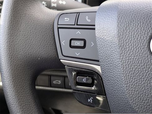 Used 2025 Toyota Camry LE image 23