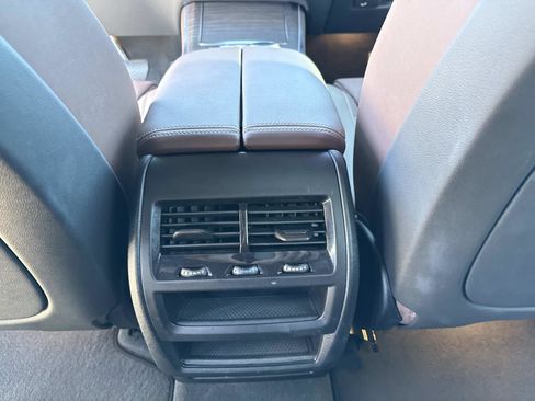 Used 2024 BMW X5 xDrive40i w/ Premium Package image 18