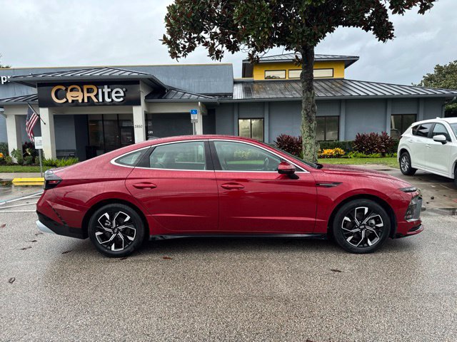 Used 2025 Hyundai Sonata SEL FWD image 8