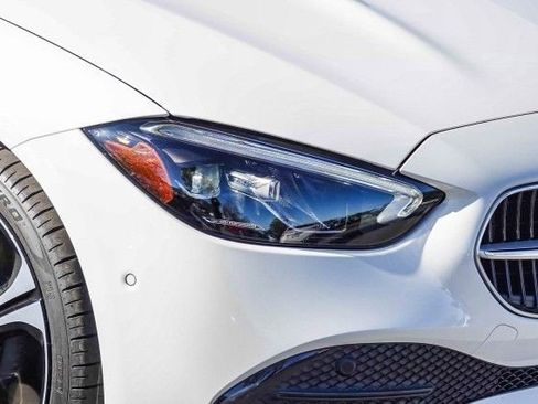 Used 2024 Mercedes-Benz C 300 Sedan image 10