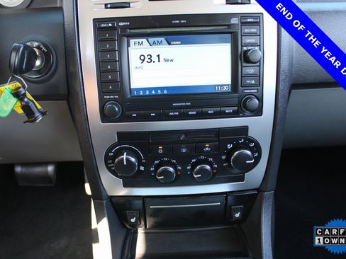 Used 2005 Chrysler 300 C w/ Navigation & Sound Group II image 15