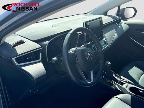 Used 2020 Toyota Corolla XLE image 20