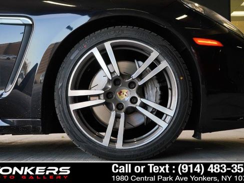 Used 2016 Porsche Panamera 4 Edition image 58