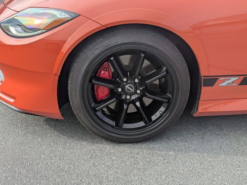 Used 2024 Nissan Z Performance w/ Heritage Edition image 10