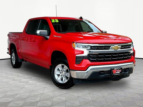 Used 2023 Chevrolet Silverado 1500 LT w/ Protection Package AWD/4WD image 3