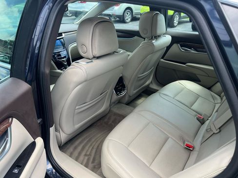 Used 2013 Cadillac XTS Premium AWD/4WD image 13