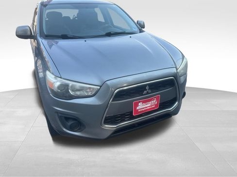 Used 2013 Mitsubishi Outlander Sport ES FWD image 32