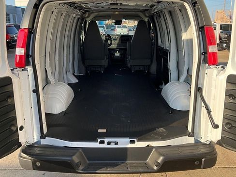 New 2025 Chevrolet Express 2500 RWD image 5