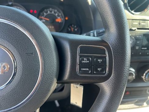 Used 2016 Jeep Compass Sport w/ Power Value Group FWD image 22