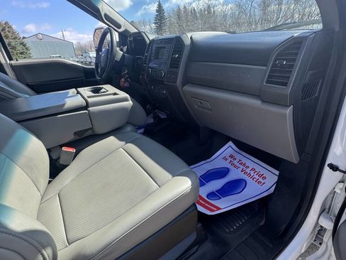 Used 2018 Ford F550 4x4 Regular Cab Super Duty image 39