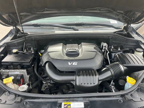 Used 2014 Jeep Grand Cherokee Limited w/ Luxury Group II image 21