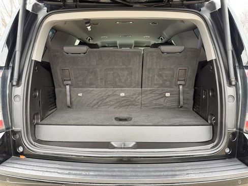 Used 2017 GMC Yukon SLE w/ SLE Value Package image 30