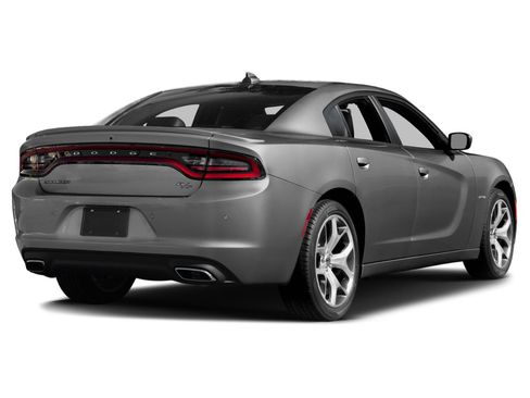 Used 2018 Dodge Charger R/T image 4