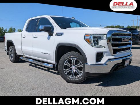 Used 2022 GMC Sierra 1500 SLE AWD/4WD image 1