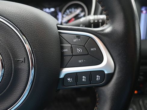 Used 2020 Jeep Compass Latitude AWD/4WD image 7
