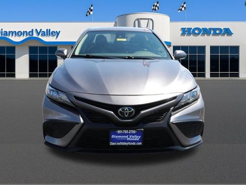 Used 2023 Toyota Camry SE FWD image 2