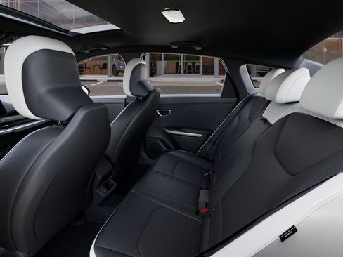 New 2026 Kia K4 EX w/ GT-Line Sunroof Package FWD image 18