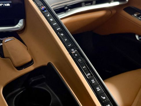 Certified 2022 Chevrolet Corvette Stingray Premium Conv w/ Z51 Performance Package image 17