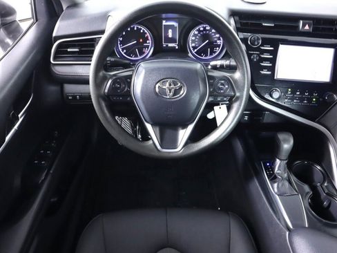 Used 2019 Toyota Camry LE FWD image 29
