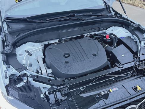 New 2026 Volvo XC60 B5 Ultra w/ Protection Package Premier image 28