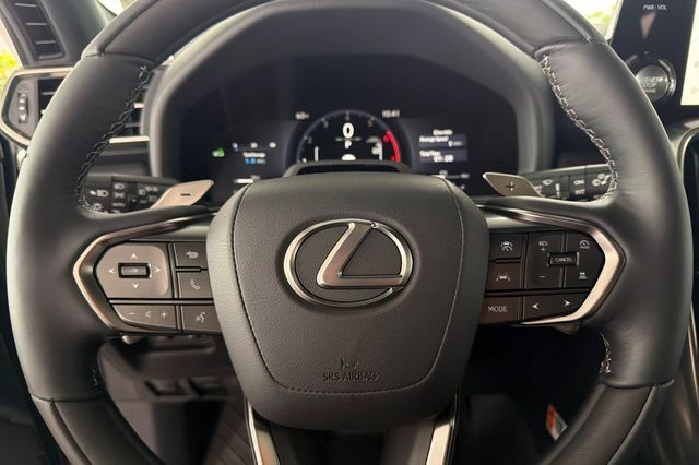 New 2026 Lexus LX 600 4WD w/ Appearance Package image 23
