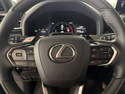 New 2026 Lexus LX 600 4WD w/ Luxury Package image 23