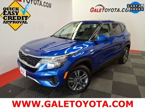 Used 2023 Kia Seltos LX image 1