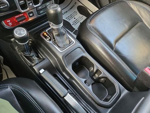 Used 2021 Jeep Wrangler Unlimited Rubicon 4xe w/ Cold Weather Group image 26