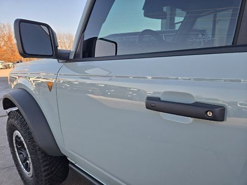 Used 2023 Ford Bronco Badlands w/ Sasquatch Package image 30