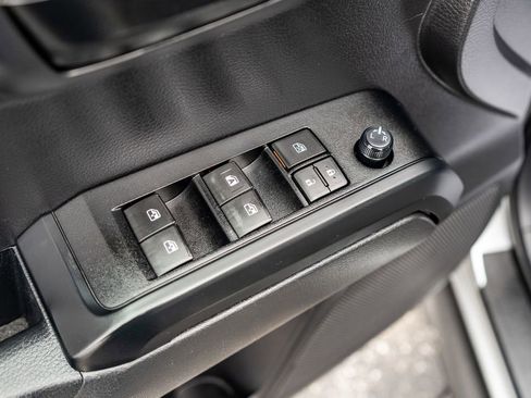 Certified 2023 Toyota Tacoma SR image 16