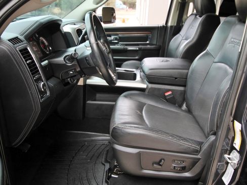 Used 2016 RAM 2500 Laramie image 22