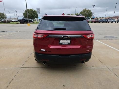 Used 2021 Chevrolet Traverse RS image 6