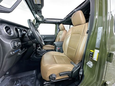 Used 2022 Jeep Wrangler Unlimited Sahara w/ Cold Weather Group image 4