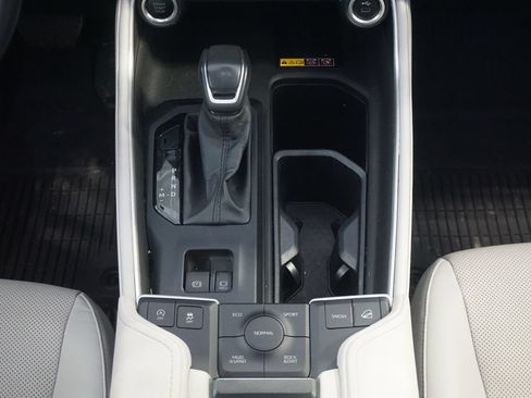 Used 2024 Toyota Grand Highlander AWD image 30