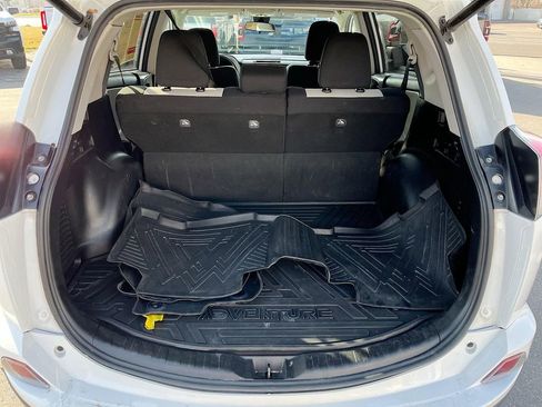 Used 2018 Toyota RAV4 Adventure AWD/4WD image 26