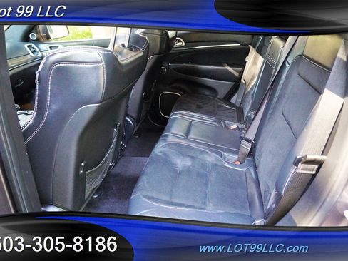 Used 2015 Jeep Grand Cherokee SRT w/ Luxury Group II AWD/4WD image 14