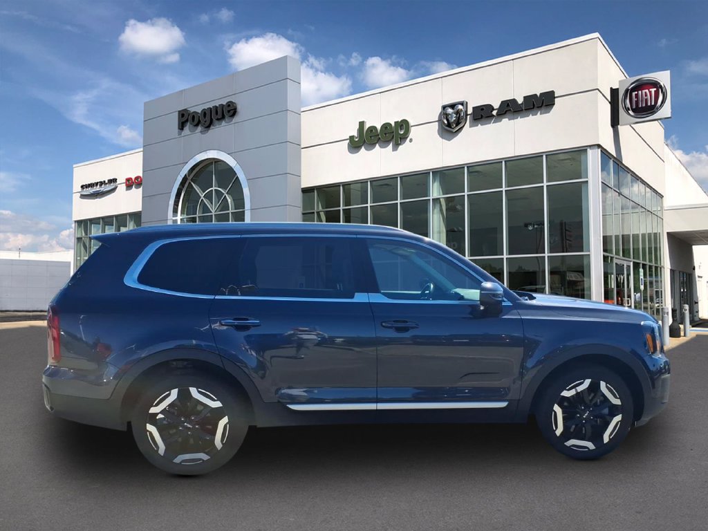 Used 2025 Kia Telluride S AWD/4WD image 6