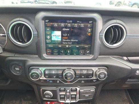 Used 2023 Jeep Wrangler Unlimited Rubicon 4xe w/ Cold Weather Group AWD/4WD image 20