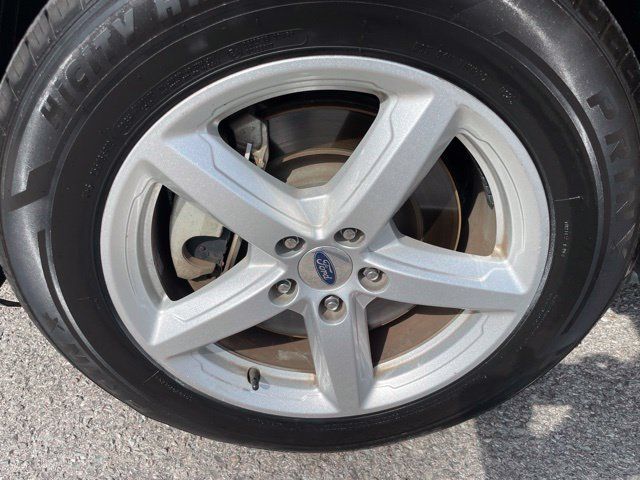 Used 2018 Ford Explorer XLT FWD image 10