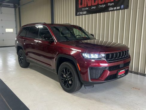 New 2026 Jeep Grand Cherokee L 4WD image 4