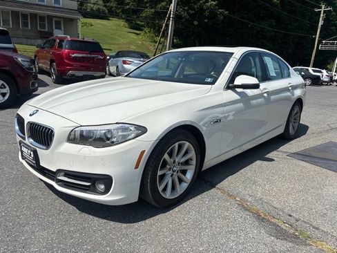 Used 2015 BMW 535i xDrive Sedan AWD/4WD image 3