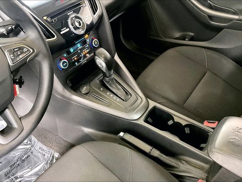 Used 2018 Ford Focus SEL image 17