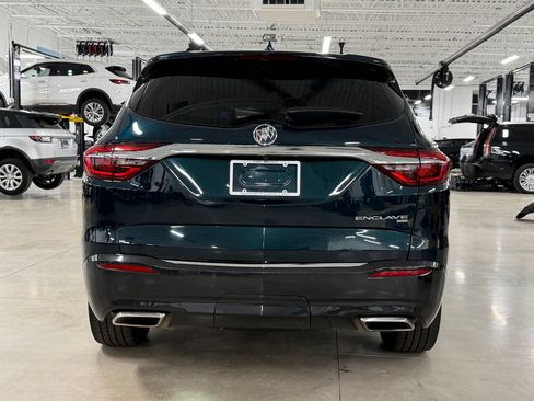 Used 2019 Buick Enclave Essence AWD/4WD image 9