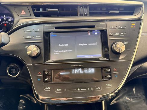 Used 2016 Toyota Avalon XLE Premium image 38